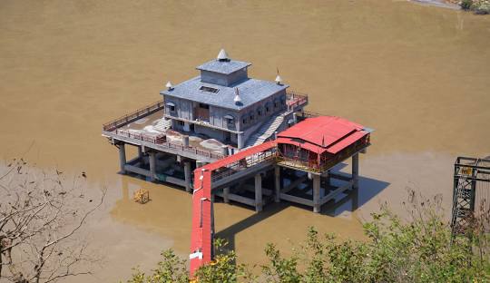 Rishikesh to Maa Dhari Devi Temple taxi